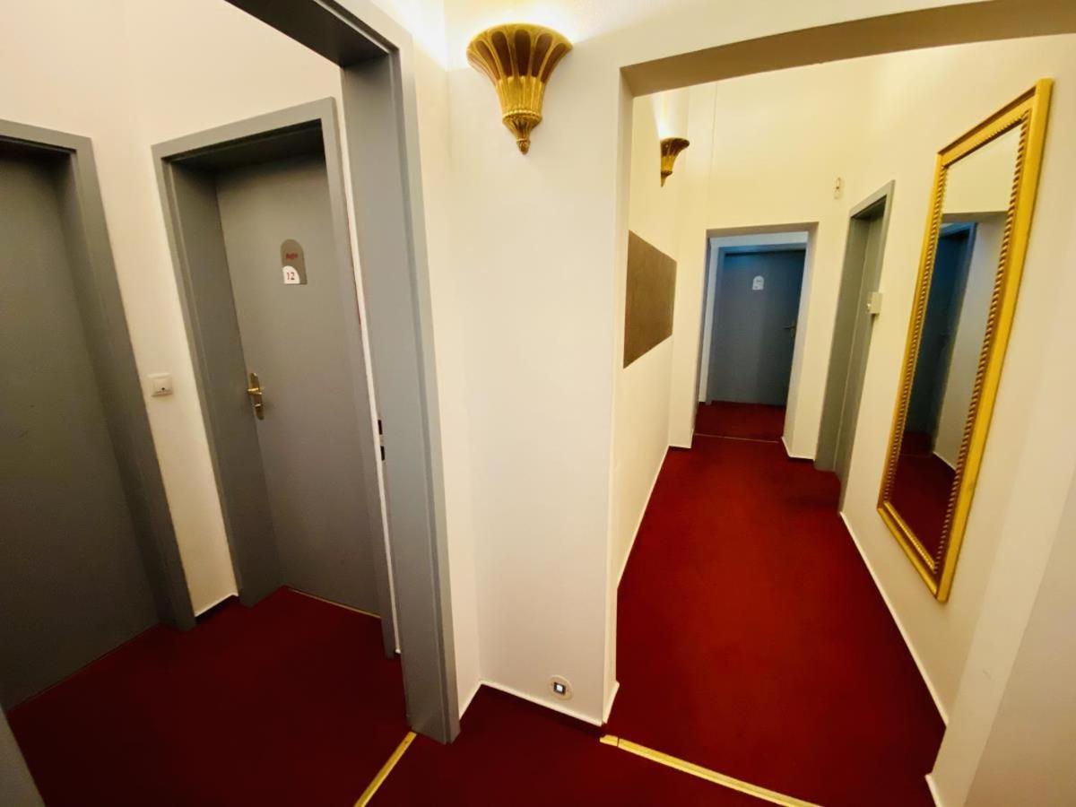 Doppelzimmer Humidor, Direkt Am Alten Strom Rostock Exterior foto