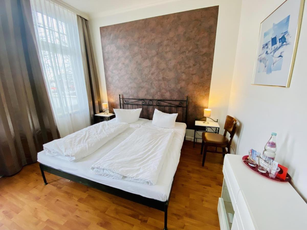 Doppelzimmer Humidor, Direkt Am Alten Strom Rostock Exterior foto